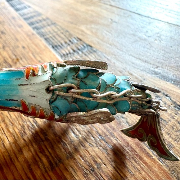 Stunning large Antique Sterling and enamel Articulated Fish Pendant Necklace - Picture 6 of 9